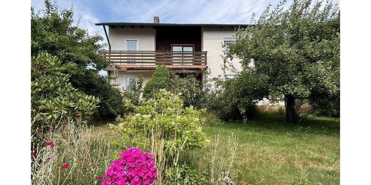 Mehrfamilienhaus, Wohnhaus Pfreimd - 7 Zimmer, 200 m&sup2;, 398.000&euro; | Angebot:25731600