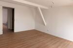 Dachgeschoßwohnung Cottbus - 3 Zimmer, 97 m&sup2;, 1.150&euro; | Angebot:26443930