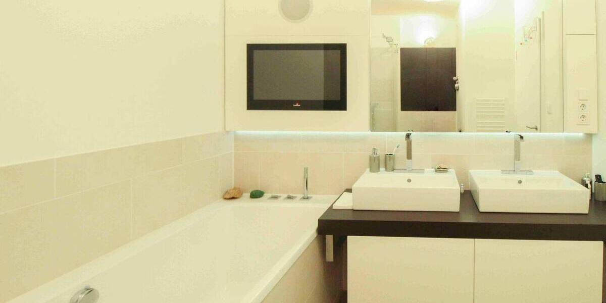 Etagenwohnung Düsseldorf Pempelfort - 2 Zimmer, 90 m&sup2;, 645.000&euro; | Angebot:26698526