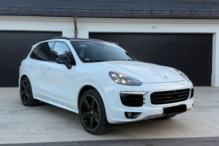 Porsche Cayenne 220.000 km 21.800 &euro; München 81247