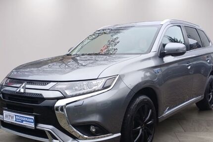 Mitsubishi Plug-in Hybrid Outlander 74.000 km 17.480 &euro; Düsseldorf 40599
