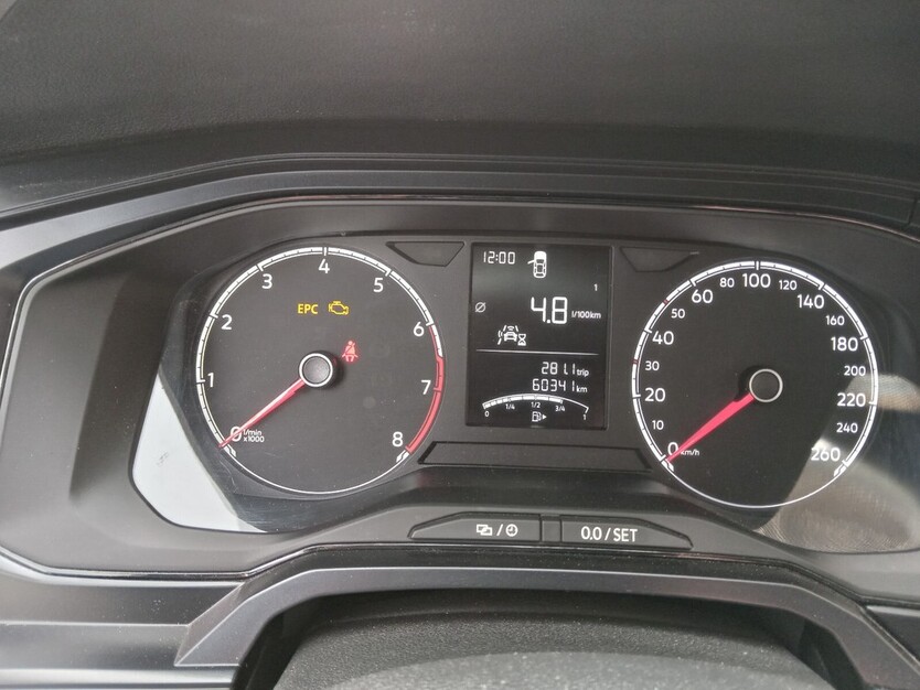 VW Polo 61.150 km 11.600 € Berlin 10178