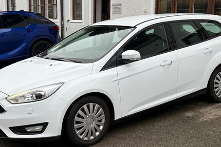 Ford Focus 115.000 km 4.690 &euro; München 81479