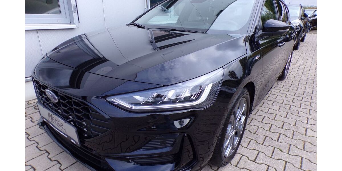 Ford Focus 10.993 km 22.950 &euro; Bad Oeynhausen 32547