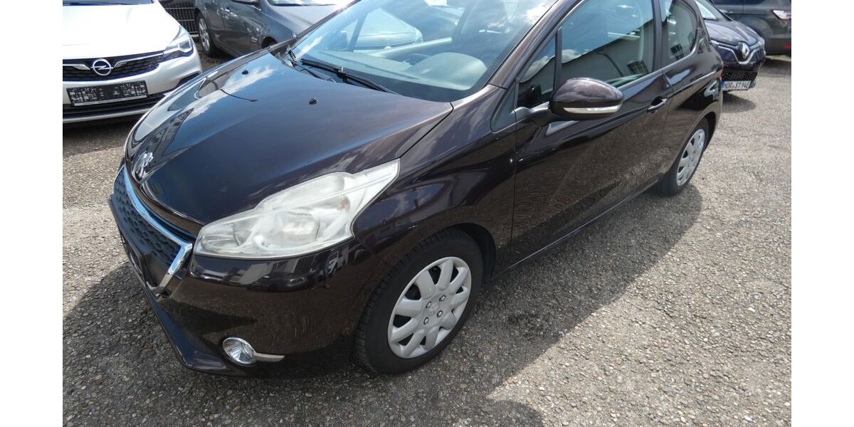 Peugeot 208 92.000 km 3.480 &euro; Neu-Ulm 89231