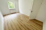 Etagenwohnung Chemnitz Kapellenberg - 2.5 Zimmer, 58 m&sup2;, 79.000&euro; | Angebot:26926894