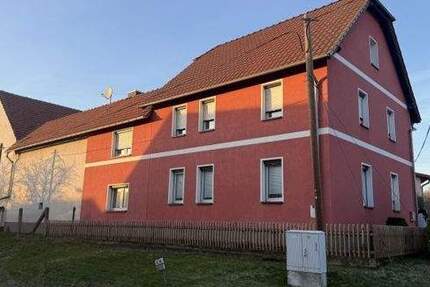 Großzügiges Einfamilienhaus in ländlicher, dennoch stadtnaher Lage - große Scheune und Garagenplatz 5 zimmer