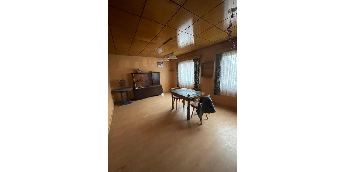 Einfamilienhaus Ilmenau - 8 Zimmer, 149 m&sup2;, 49.000&euro; | Angebot:26947679