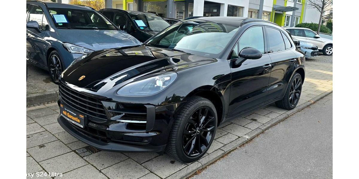 Porsche Macan 99.800 km 44.850 € München 81673