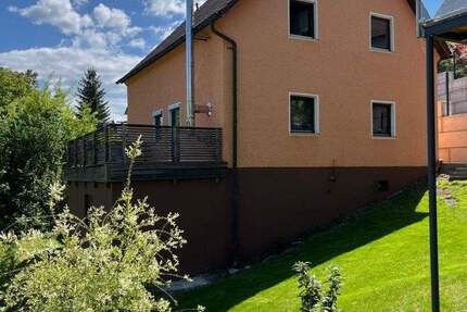 Gepflegtes Einfamilienhaus, kernsaniert, ruhige Lage in Lappersdorf 5 zimmer