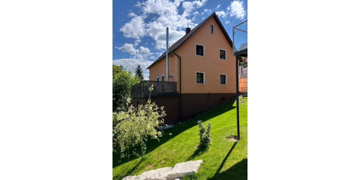 Gepflegtes Einfamilienhaus, kernsaniert, ruhige Lage in Lappersdorf 5 zimmer