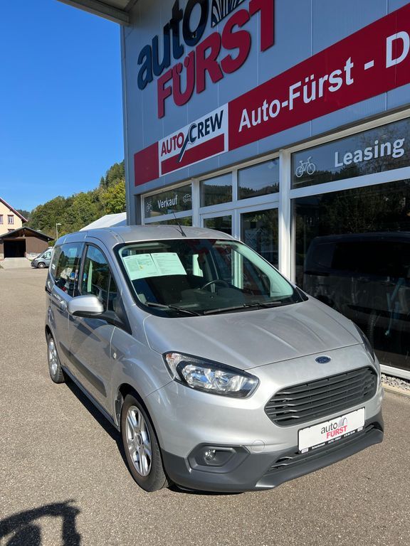 Ford Transit Courier 33.500 km 14.990 € Schenkenzell 77773