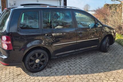 VW Touran 251.292 km 3.200 &euro; Mendorf 93336