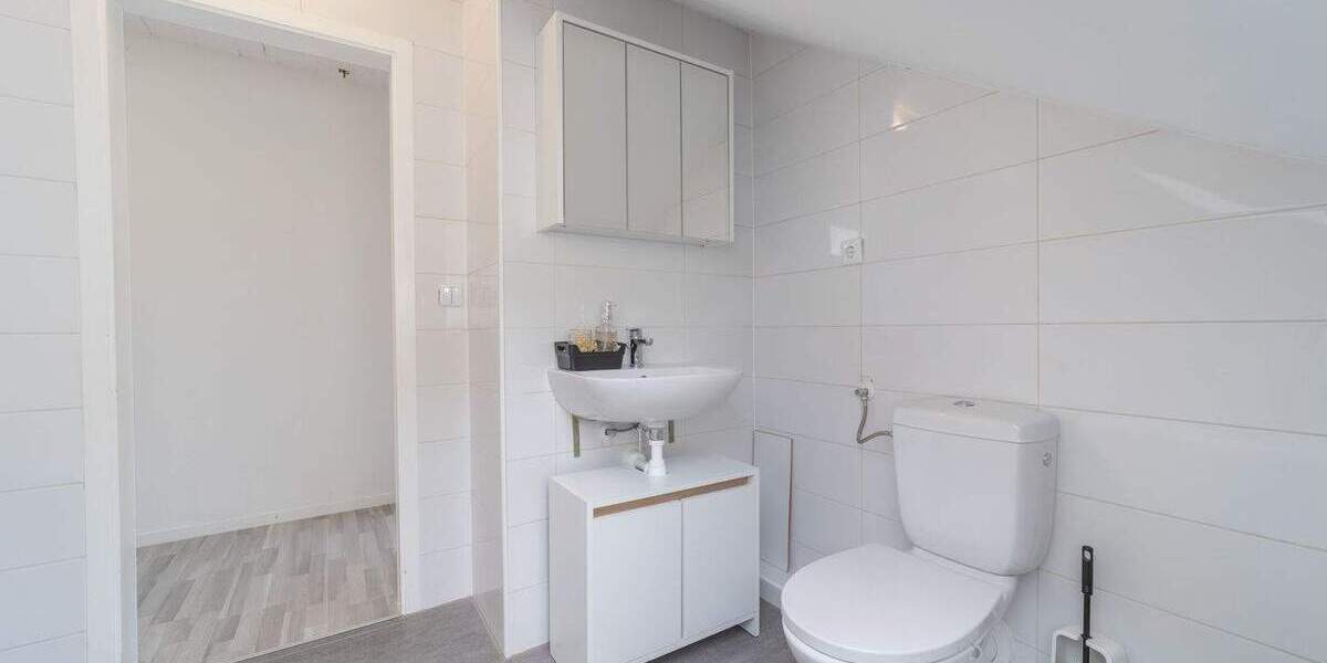 Einfamilienhaus Eggingen - 7 Zimmer, 180 m&sup2;, 475.000&euro; | Angebot:25776223