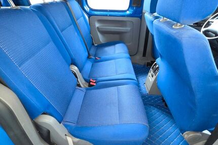 VW Caddy 243.208 km 1.998 &euro; Bitterfeld 06749