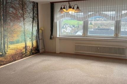 Wohnung Bergneustadt - 3 Zimmer, 84 m&sup2;, 700&euro; | Angebot:26296655