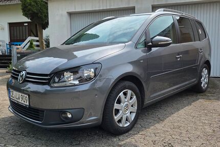 VW Touran 192.000 km 7.599 &euro; Winsen 29308