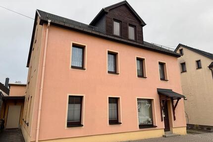 Mehrfamilienhaus mit EinliegerWohnung