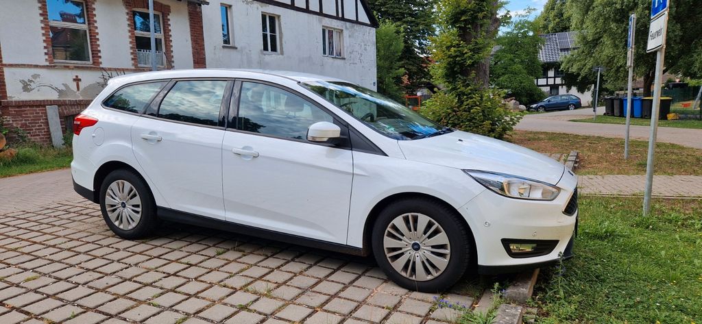 Ford Focus 145.000 km 8.700 &euro; Neustadt Dosse 16845