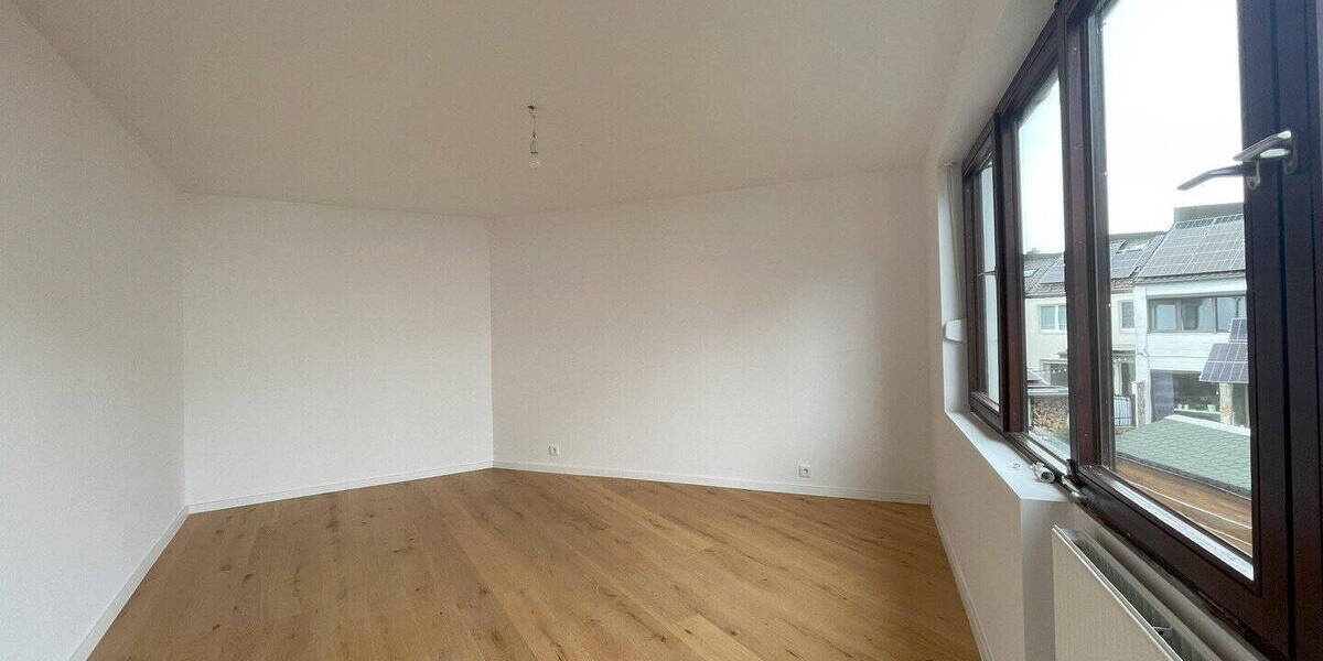 Reihenmittelhaus Unterschleißheim Lohhof - 6 Zimmer, 132 m&sup2;, 890.000&euro; | Angebot:26151158