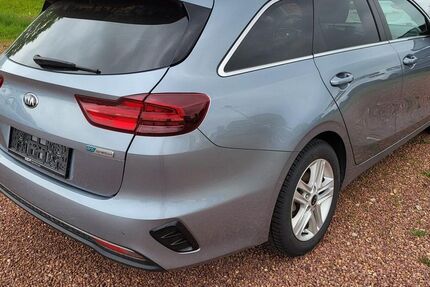 Kia ceed Sportswagon 79.319 km 15.899 € Chemnitz - Mittelbach 09224