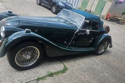 Morgan Plus 8