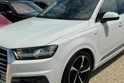 Audi Q7 159.458 km 32.990 &euro; Tuttlingen 78532