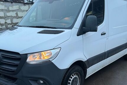 Mercedes-Benz Sprinter 182.350 km 19.300 &euro; Dörentrup 32694