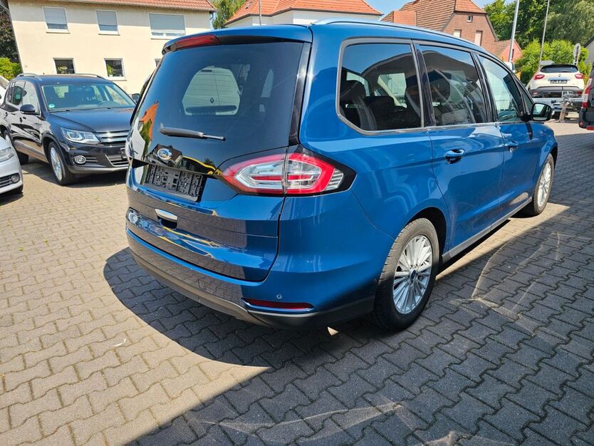 Ford Galaxy 135.860 km 17.170 € Enger 32130