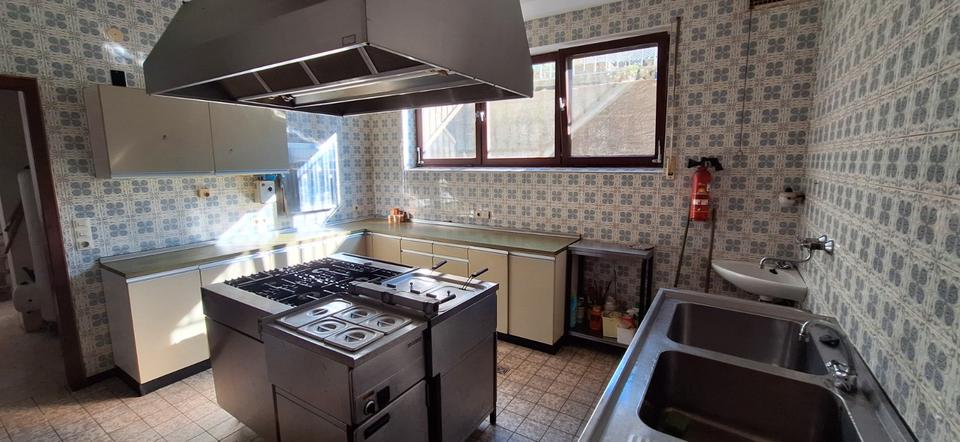 Einfamilienhaus Niederstetten - 3 Zimmer, 1.455 m&sup2;, 180.000&euro; | Angebot:26429119