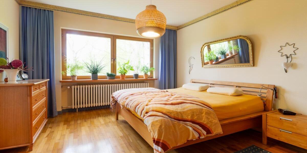 Trier-Feyen - Großzügiges freistehendes Wohnhaus in individueller Lage mit viel Grün - Einfamilienhaus Trier Feyen-Weismark | Angebot:26441155