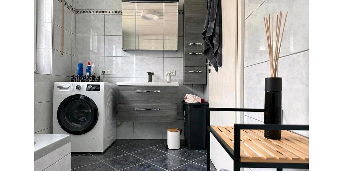 Etagenwohnung Landau an der Isar - 3 Zimmer, 110 m&sup2;, 850&euro; | Angebot:26375346