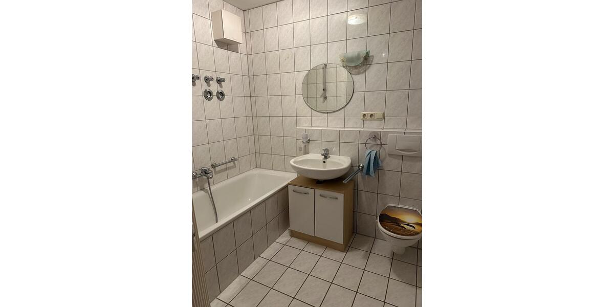 Etagenwohnung Bad Abbach - 2 Zimmer, 61 m&sup2;, 680&euro; | Angebot:24652035