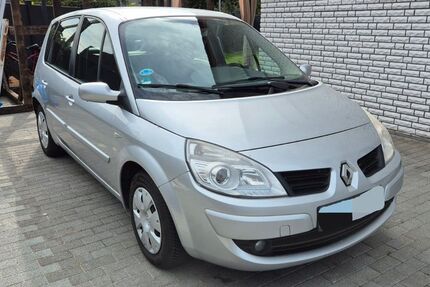 Renault Scenic 186.000 km 3.200 € Bad Essen 49152