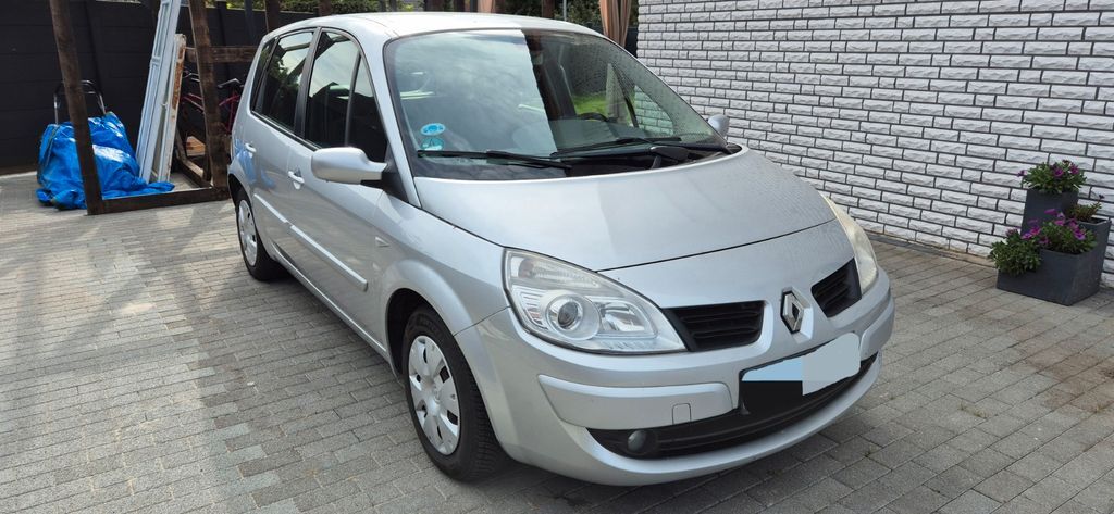 Renault Scenic 186.000 km 3.200 € Bad Essen 49152