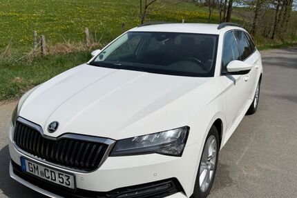 Skoda Superb 165.000 km 20.800 &euro; Reichshof 51580