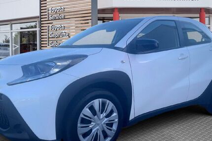 Toyota Aygo (X) 25.386 km 12.410 &euro; Stendal 39576