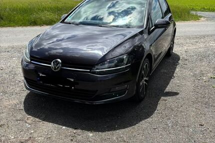 VW Golf 89.000 km 10.000 &euro; Kirchenpingarten 95466