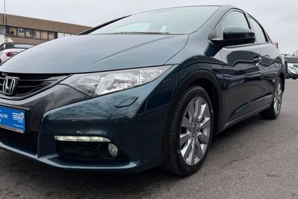 Honda Civic 162.143 km 7.990 &euro; Düsseldorf 40233