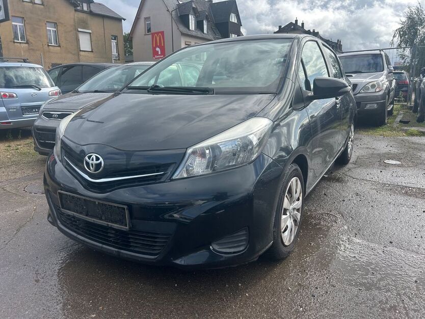 Toyota Yaris 146.000 km 4.500 € Trier 54294