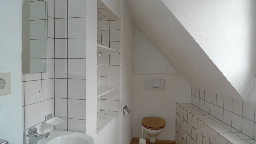 Etagenwohnung Trier Innenstadt - 4 Zimmer, 166 m&sup2;, 1.350&euro; | Angebot:26887574