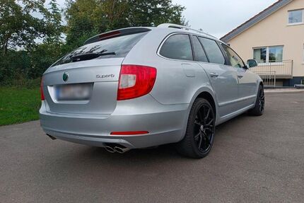 Skoda Superb 156.000 km 9.250 &euro; Gütersloh 33334