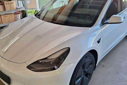 Tesla Model 3 67.868 km 25.950 &euro; Steinbach-Hallenberg OT Herges-Hallenberg 98587