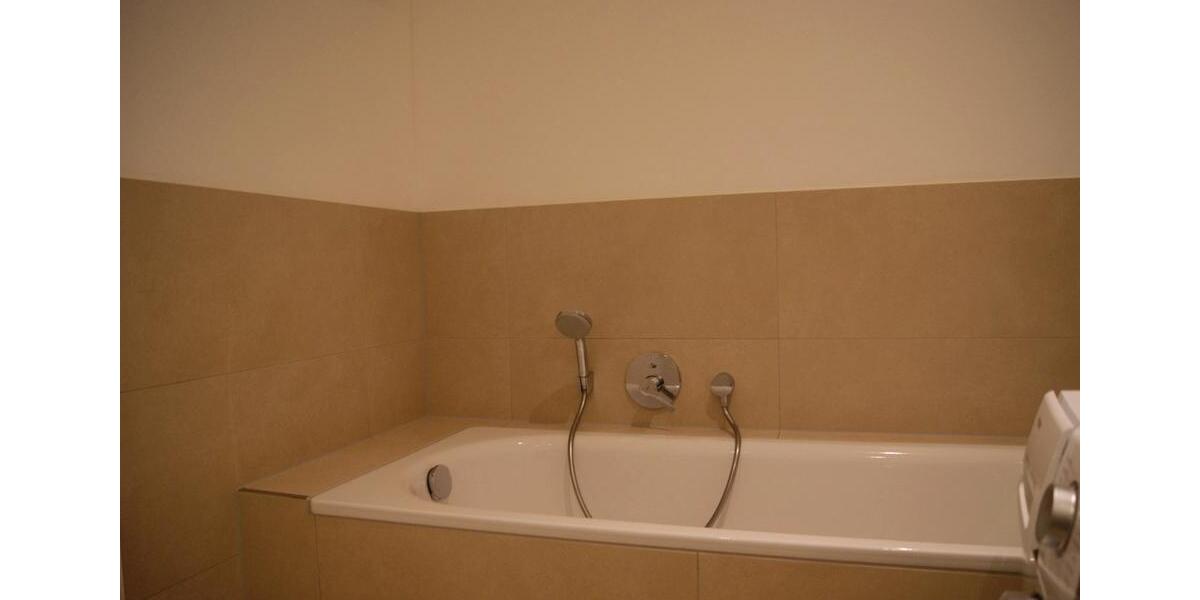 Erdgeschoßwohnung Frankfurt am Main Bonames - 4 Zimmer, 134 m&sup2;, 2.090&euro; | Angebot:26323137