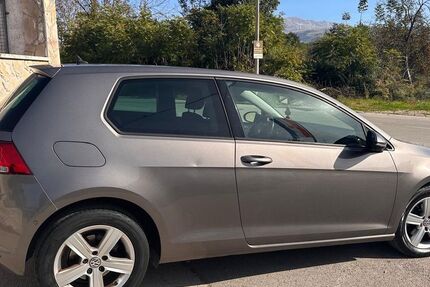 VW Golf 283.000 km 6.300 &euro; Wiesbaden 65197