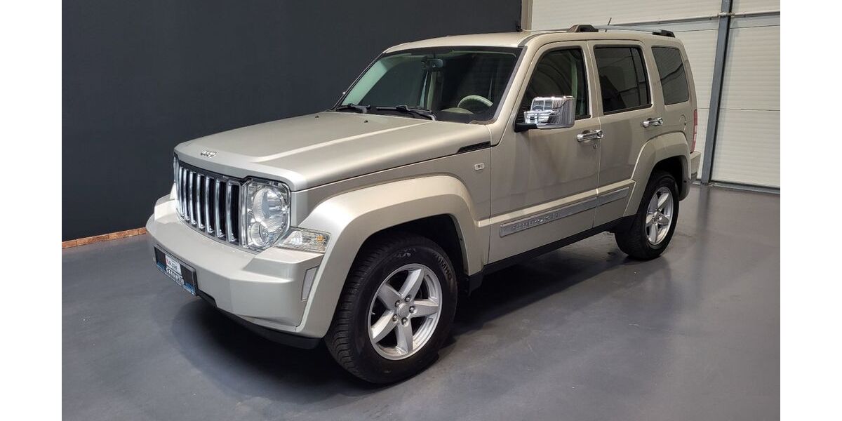 Jeep Cherokee 118.943 km 13.950 &euro; Teltow 14513