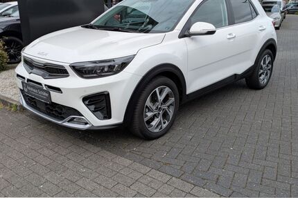 Kia Stonic 20.959 km 20.885 &euro; Leverkusen 51373