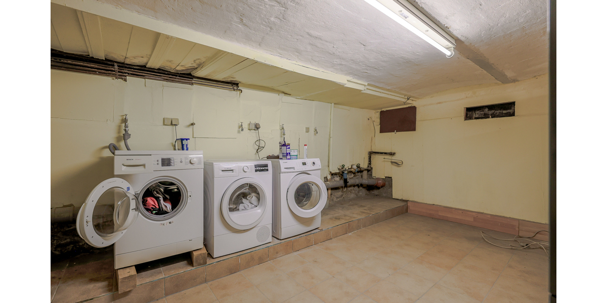 *Provisionsfrei* 5-Parteien-Haus in Königswinter-Heisterbacherrott - Mehrfamilienhaus, Wohnhaus Königswinter Heisterbacherrott | Angebot:24242346