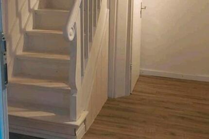 Haus Haiger - 7 Zimmer, 165 m&sup2;, 1.000&euro; | Angebot:26409199