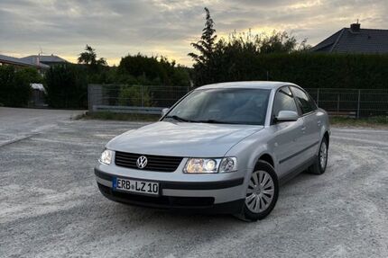VW Passat 394.333 km 2.000 &euro; Klingenberg am Main 63911